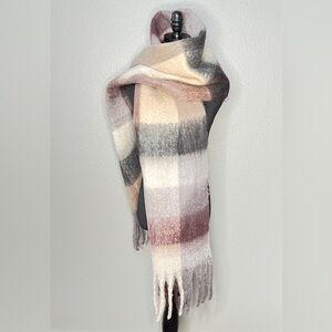 NWOT Neutral Plaid Scarf Brown